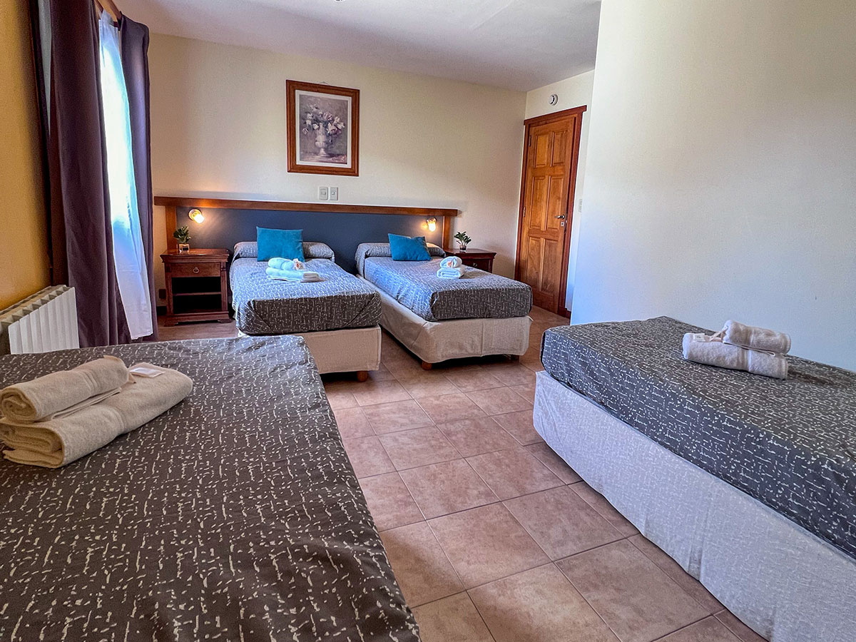 HABITACIÓN CUÁDRUPLE — Hostería El Paraíso